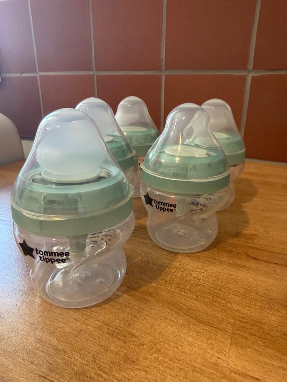 5 pack 5 oz Tommee Tippee Baby Bottles